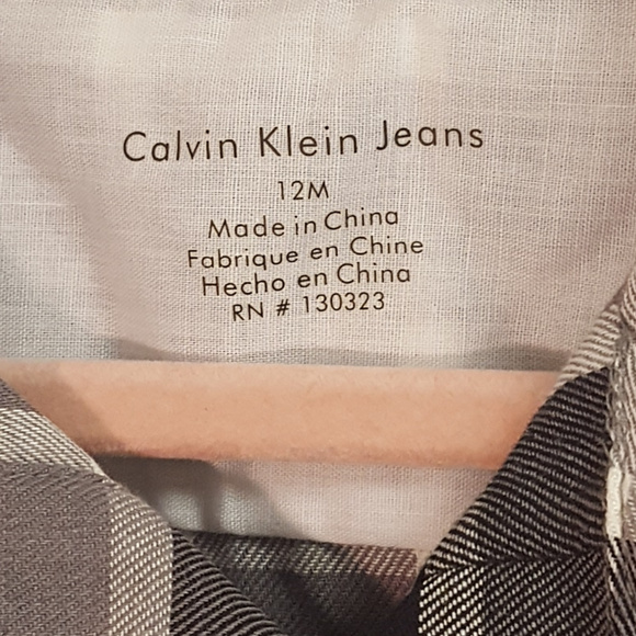 Calvin Klein Black Gray Plaid Button Down Shirt - Picture 3 of 3